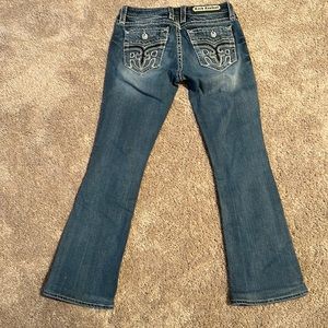 Woman’s Rock Revival jeans. 27x30